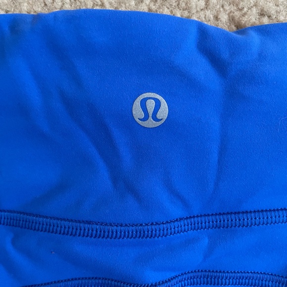 Lululemon Leggings. Size 6. - Picture 3 of 4